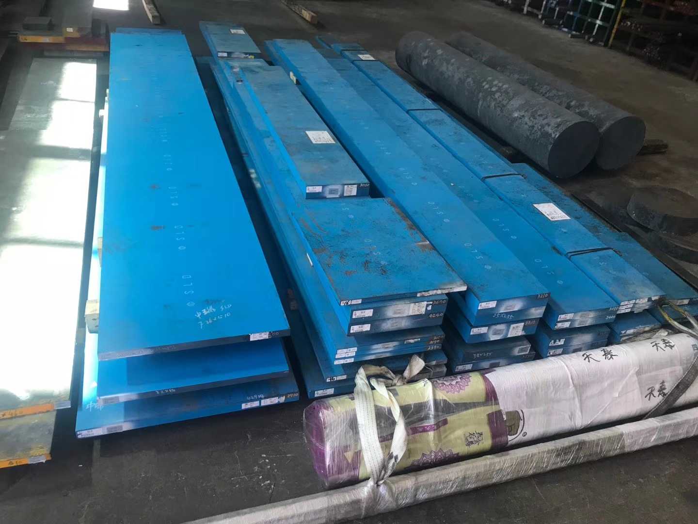 tr25材料，sks81是什么材料